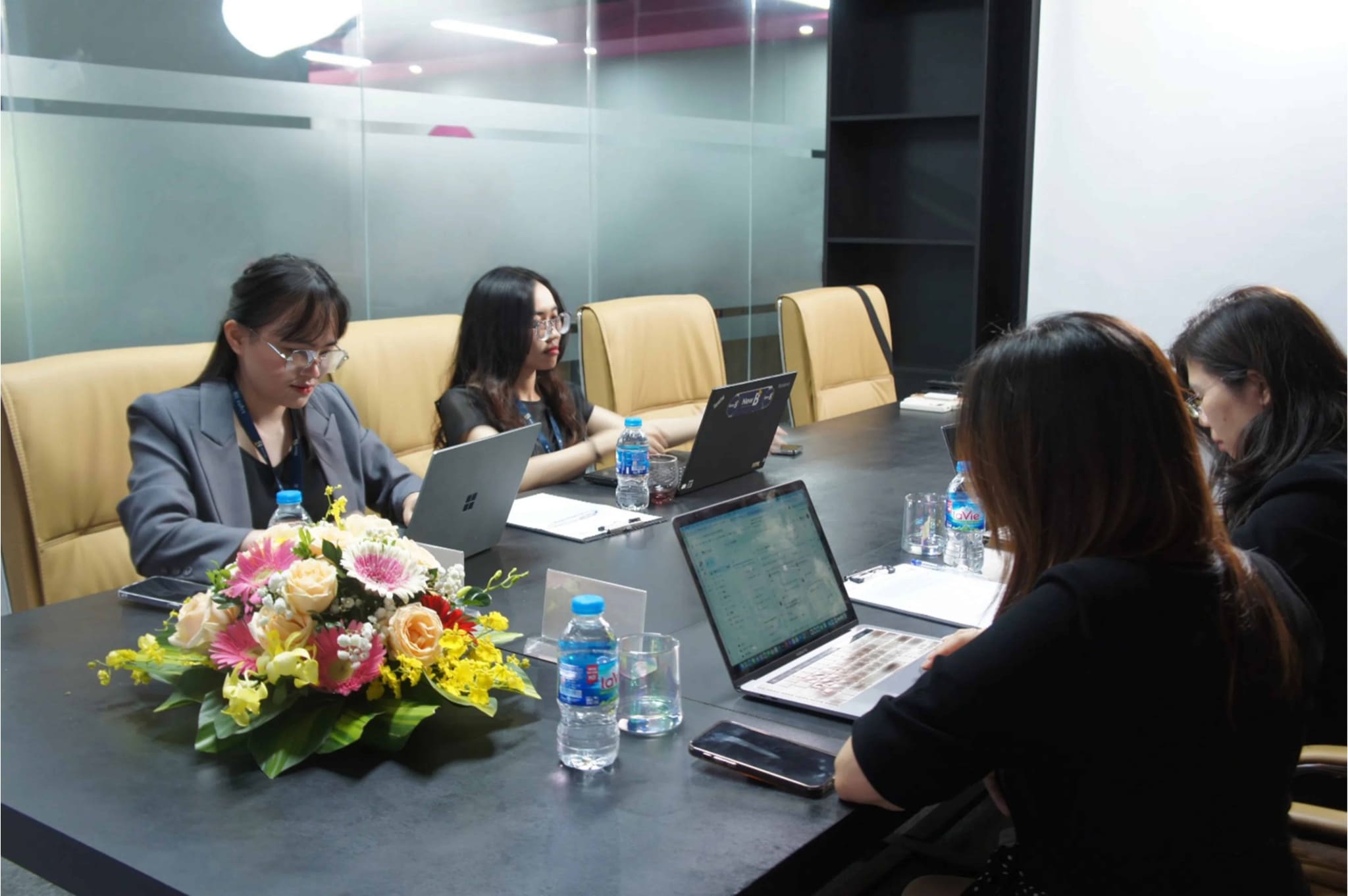Đại diện công ty CP New B